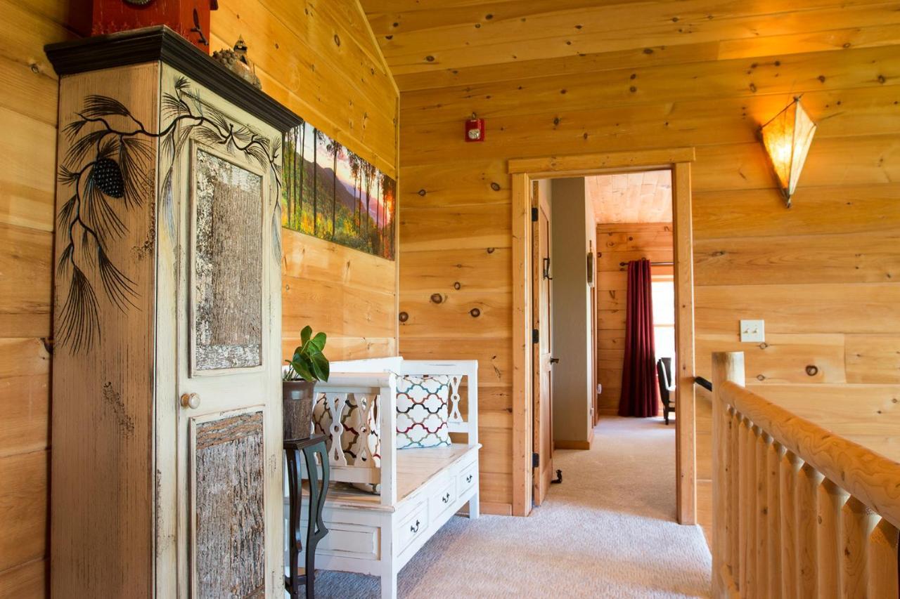 Lazy Bear Lodge Valle Crucis 외부 사진